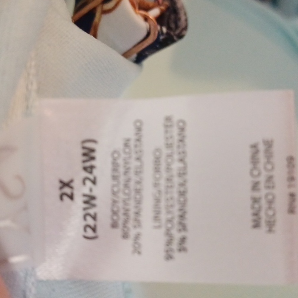 Lysa bikini top nwt plus size 2XL UPF 50 - Picture 5 of 6